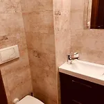 Casa Friends Lingotto Ospedali Metro Spezia ゲストハウス 4*