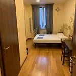 Casa Friends Lingotto Ospedali Metro Spezia 4* トリノ