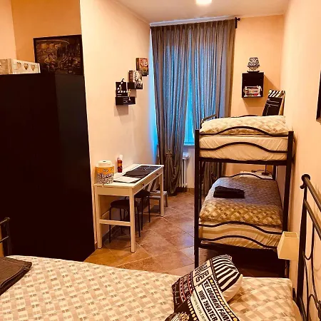 Casa Friends Lingotto Ospedali Metro Spezia 4* Torino