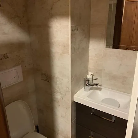 Casa Friends Lingotto Ospedali Metro Spezia Penzion Turín