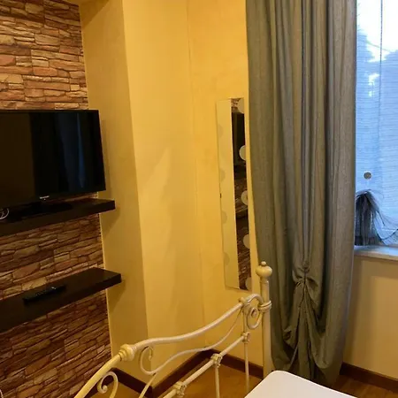 Casa Friends Lingotto Ospedali Metro Spezia 4* Turín
