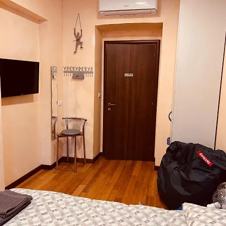 Гостевой дом Casa Friends Lingotto Ospedali Metro Spezia