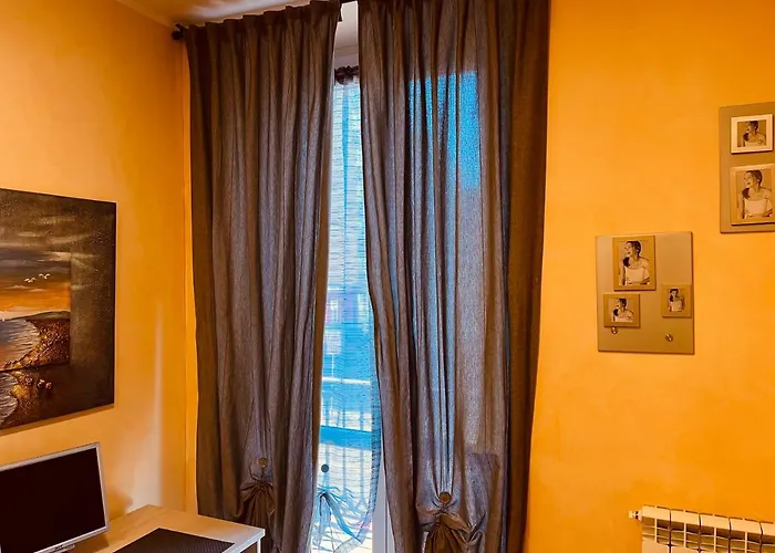 Casa Friends Lingotto Ospedali Metro Spezia Vendégház Torino