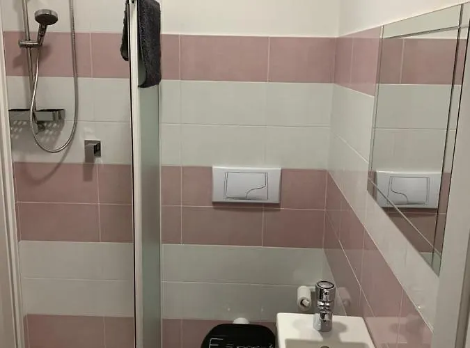 Guest house Casa Friends Lingotto Ospedali Metro Spezia Turin